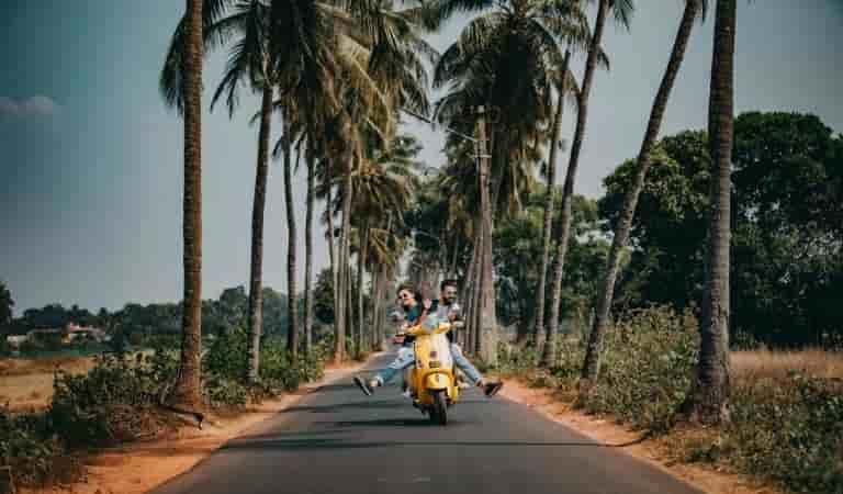 background-cinchy-bali-about-us-sm-screen