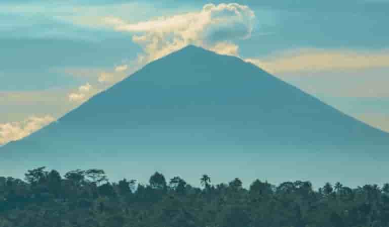 background-cinchy-bali-about-us-md-screen