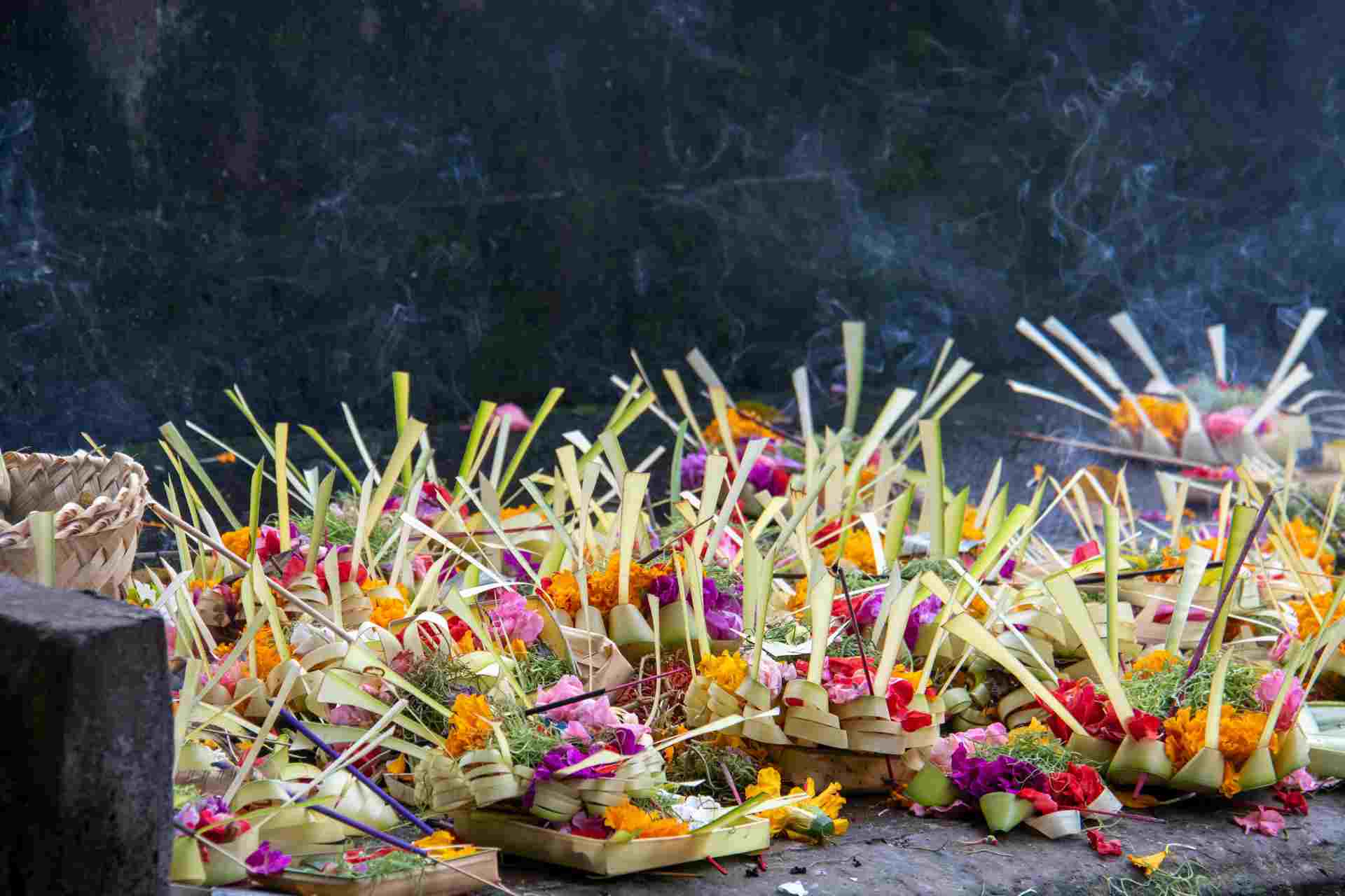 the-profound-function-of-canang-sari the-profound-function-of-canang-sari