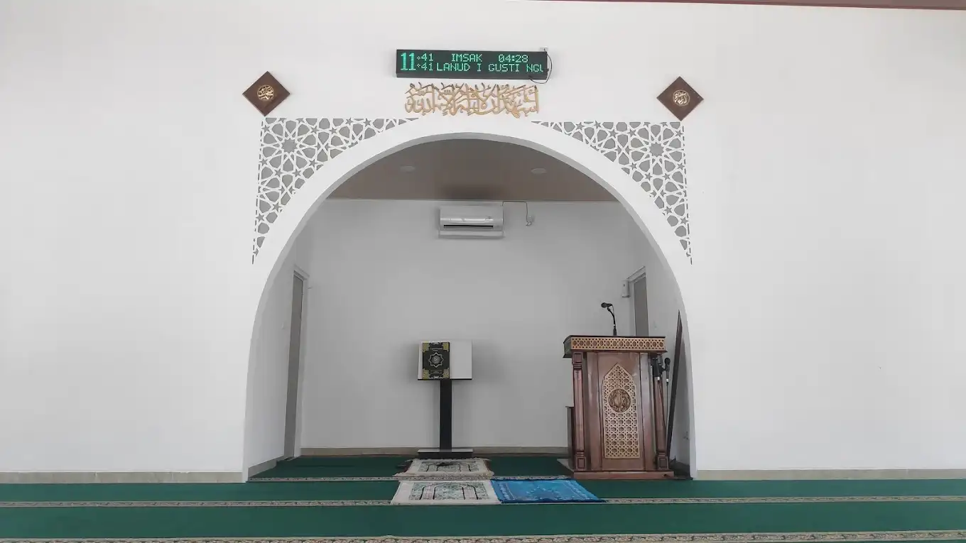 credit:-google-maps---masjid-hidayatullah-lanud-ngurah-rai-|-shot-by-budi-wirawan credit:-google-maps---masjid-hidayatullah-lanud-ngurah-rai-|-shot-by-budi-wirawan