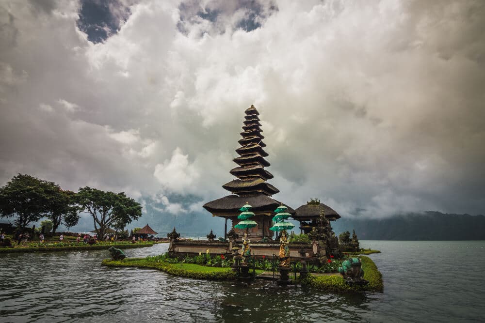 pura-terkenal-di-bali