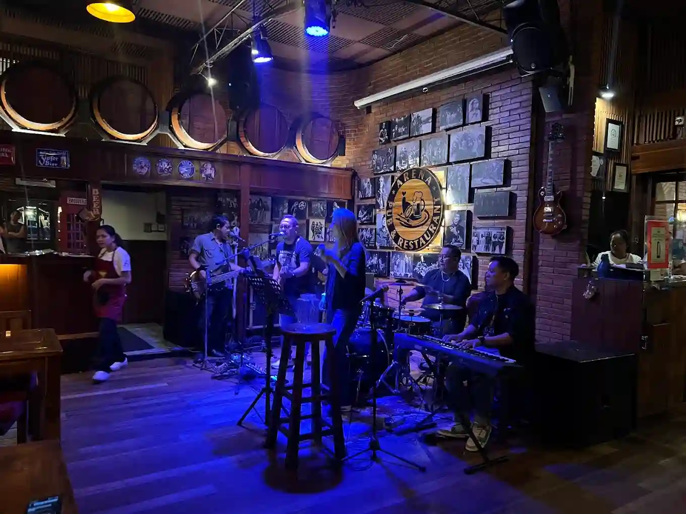 credit:-google-maps---arena-pub-&-restaurant-|-shot-by-il-moon-jung credit:-google-maps---arena-pub-&-restaurant-|-shot-by-il-moon-jung