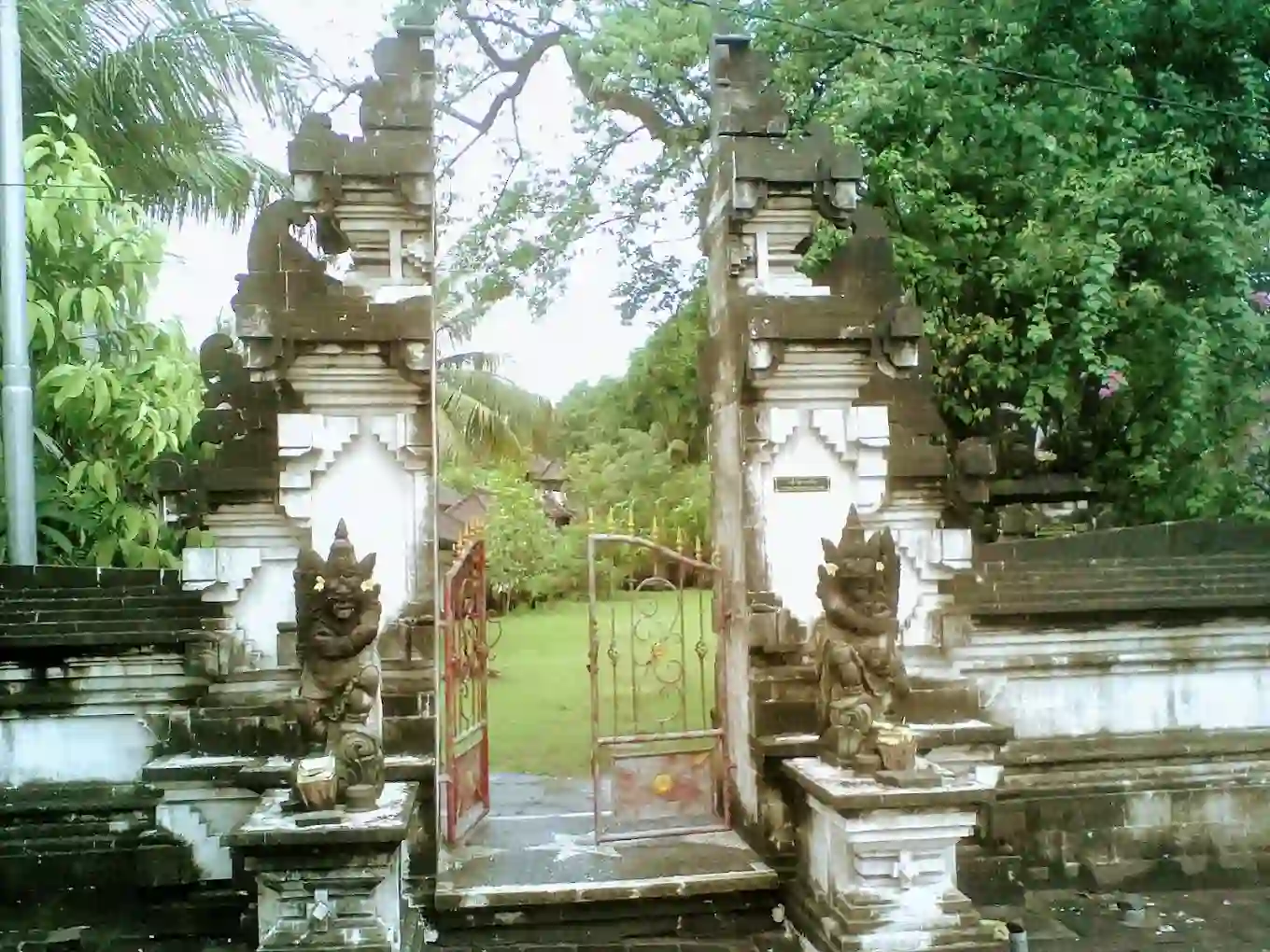 credit:-google-maps---pura-karangasem-|-shot-by-adenan credit:-google-maps---pura-karangasem-|-shot-by-adenan