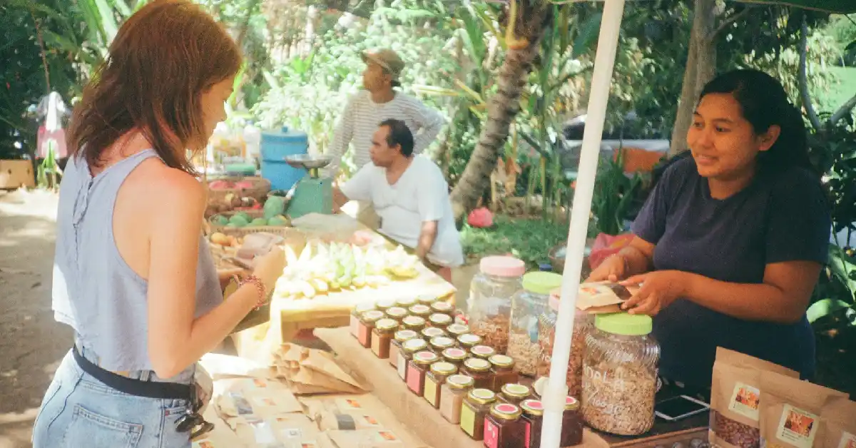 Essential Places for Shopping in Canggu