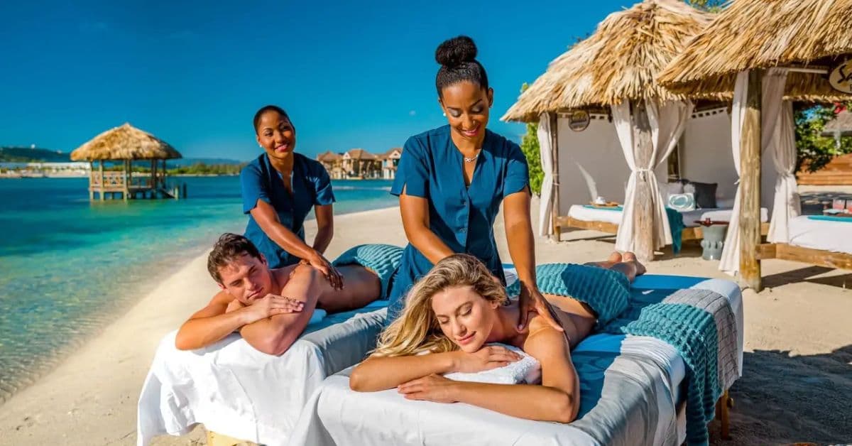 legian-beach-message legian-beach-message