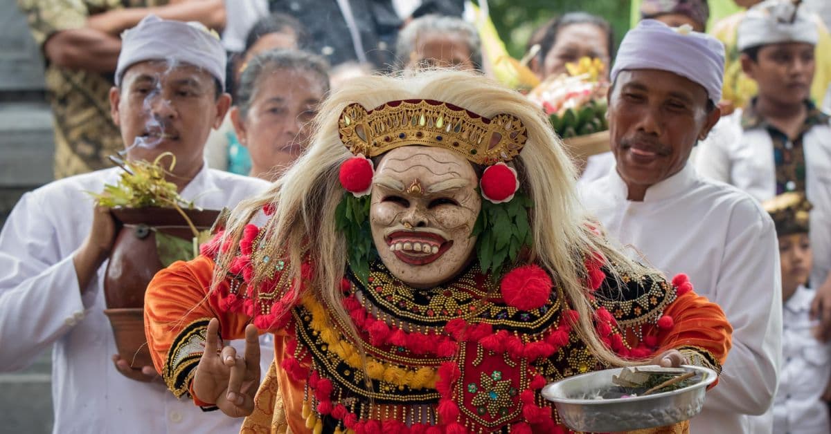 topeng-(mask-dance) topeng-(mask-dance)