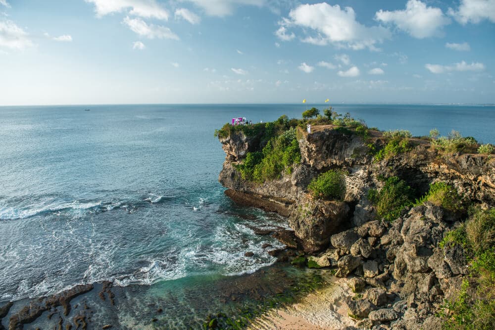 pantai-mengening-bali