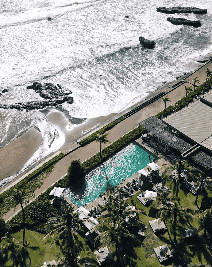 como-beach-club---credits:-@comobeachclub.canggu como-beach-club---credits:-@comobeachclub.canggu