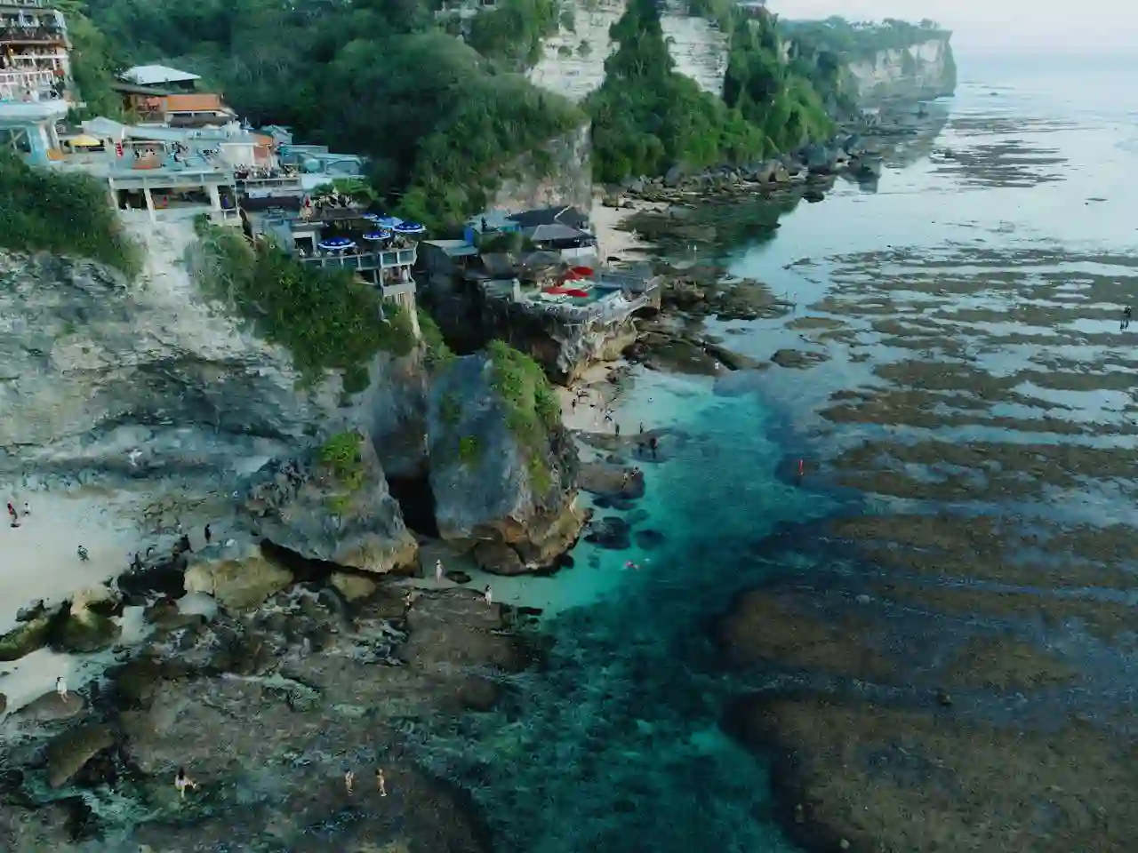 location-and-operating-hours-of-suluban-beach-or-blue-point-beach location-and-operating-hours-of-suluban-beach-or-blue-point-beach
