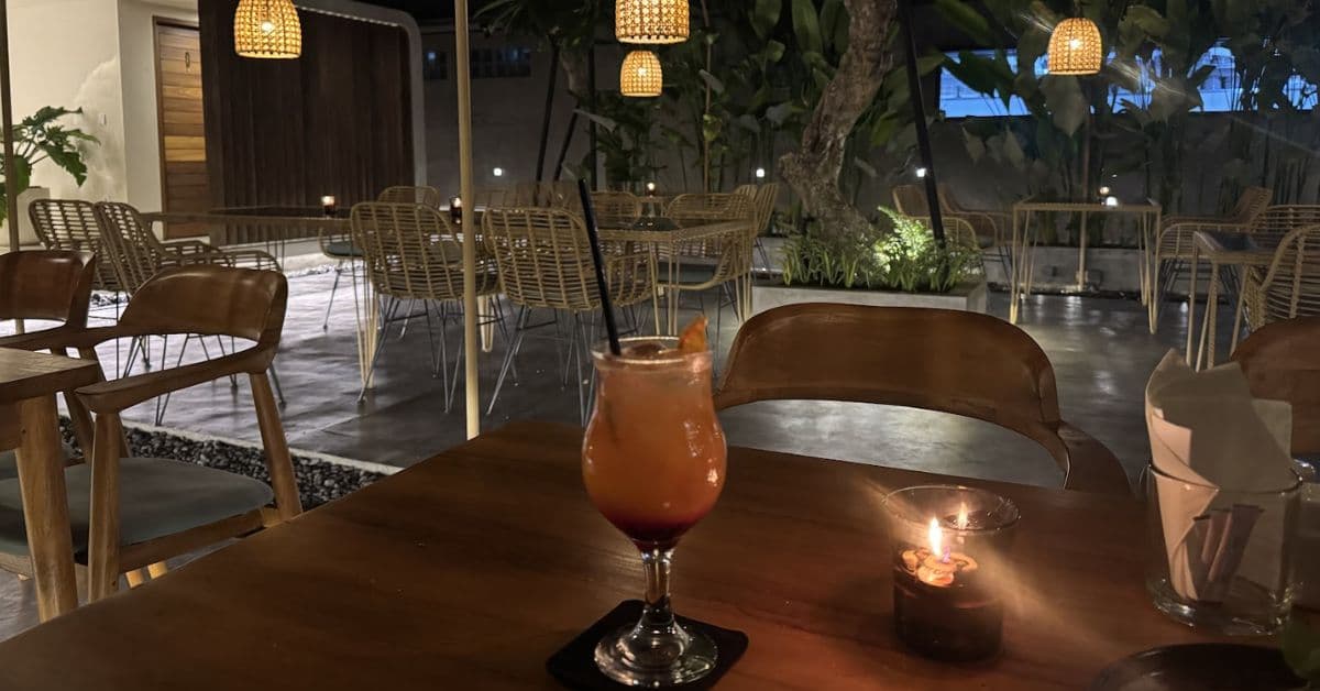 moonface---pizza-restaurant-&-bar moonface---pizza-restaurant-&-bar