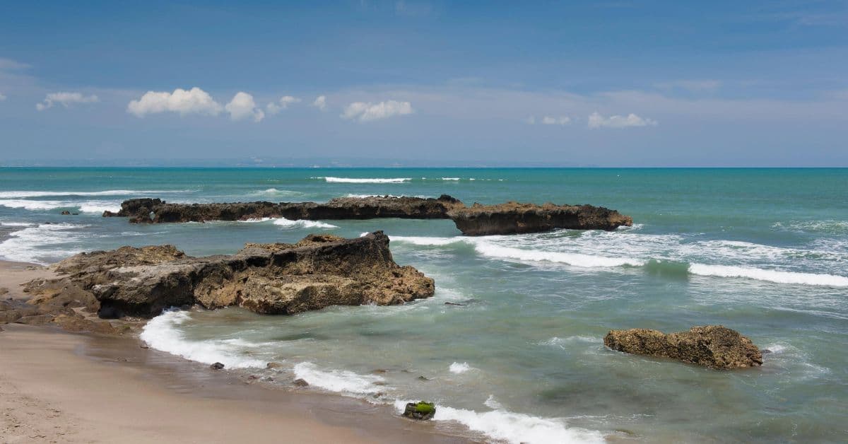 batu-belig-beach batu-belig-beach