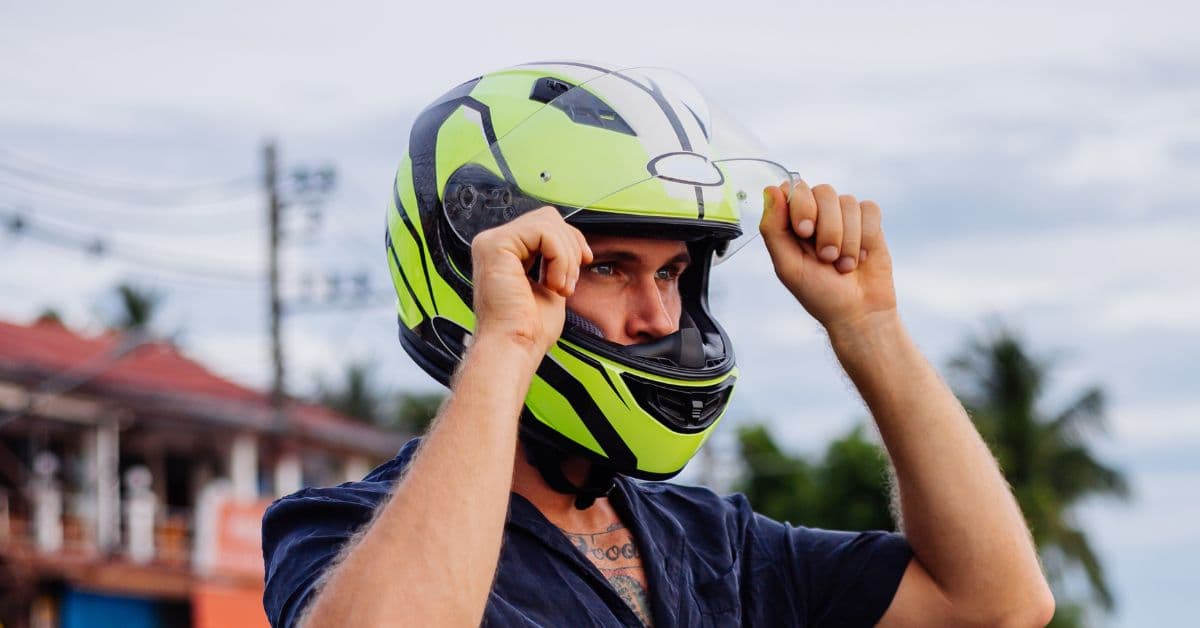 helmets-&-safety-gear helmets-&-safety-gear