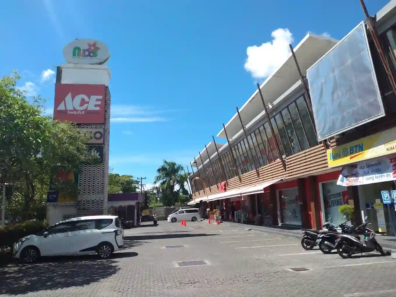 credit:-google-maps---nusa-dua-square-|-shot-by-bryan-martin credit:-google-maps---nusa-dua-square-|-shot-by-bryan-martin