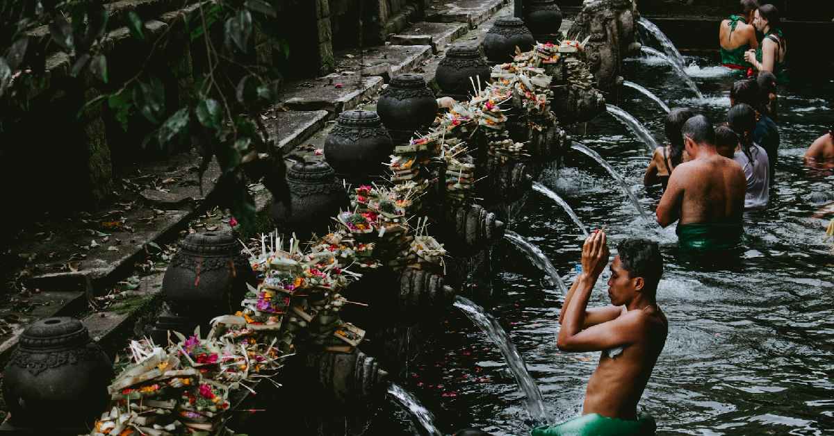 best-places-to-do-melukat-in-bali best-places-to-do-melukat-in-bali