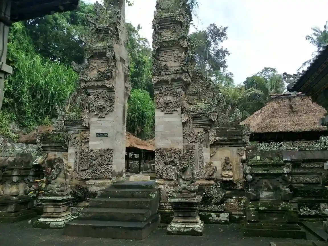 credit:-google-maps---pura-tirta-silakarang-|-photo-by-wayan-kardana credit:-google-maps---pura-tirta-silakarang-|-photo-by-wayan-kardana