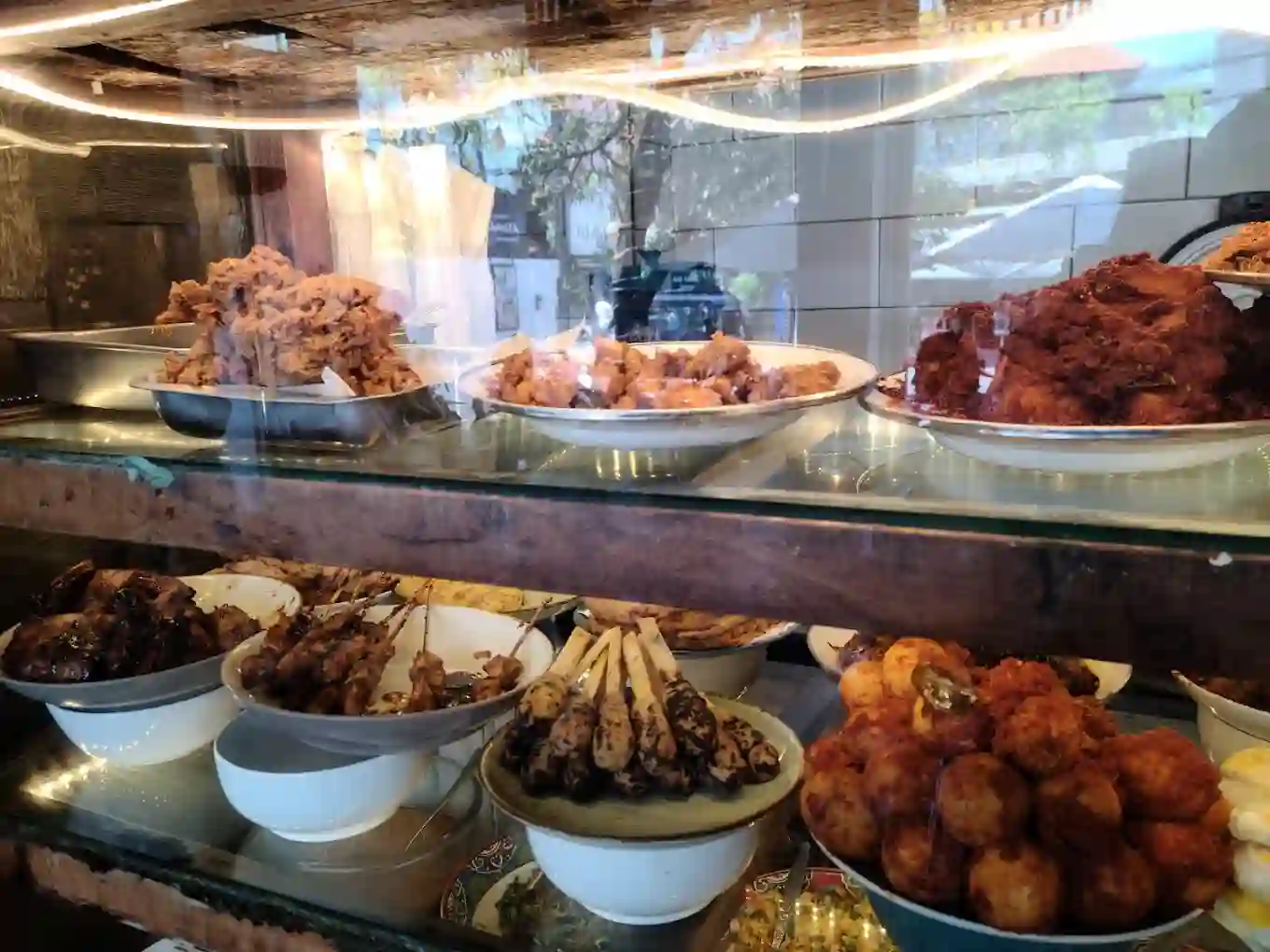 credit:-google-maps---varuna-warung-|-shot-by-ruby-s credit:-google-maps---varuna-warung-|-shot-by-ruby-s