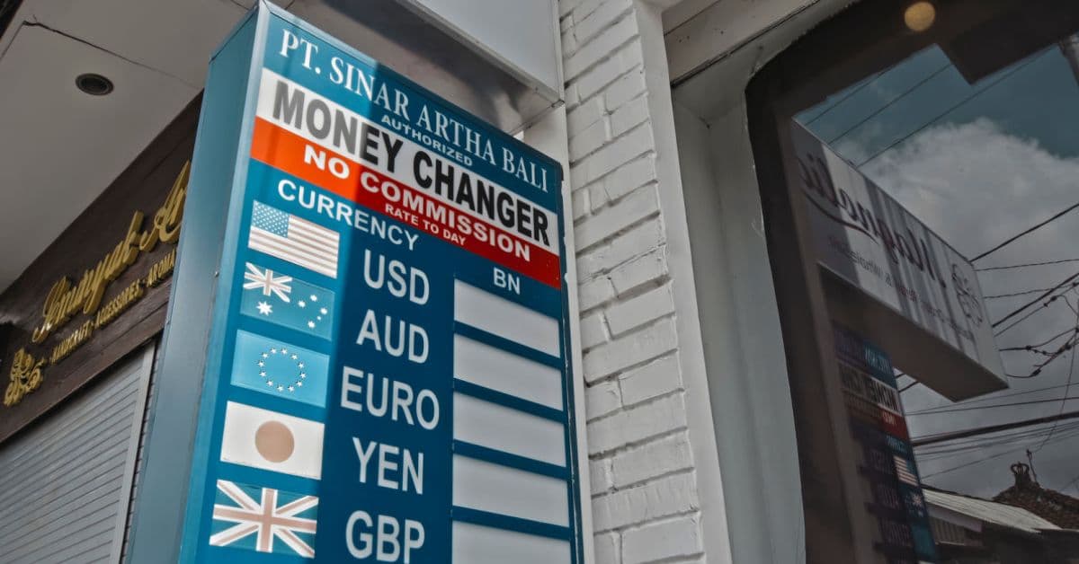 10 Best Places to Exchange Your Money