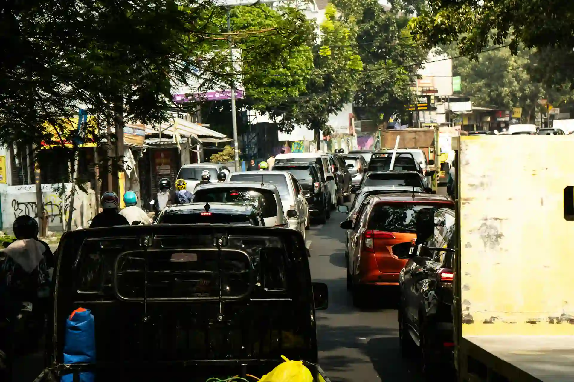 bali's-notorious-traffic-hotspots bali's-notorious-traffic-hotspots