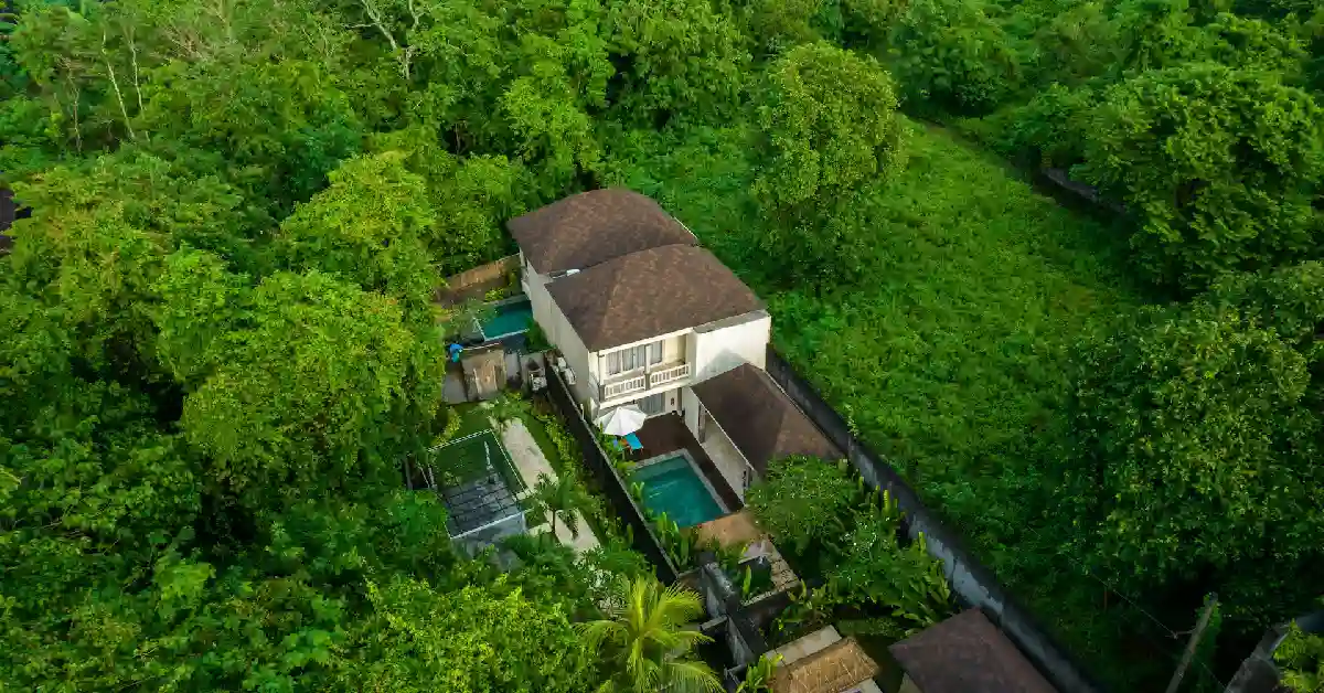 Sustainable Resorts in Canggu for Eco-Travelers