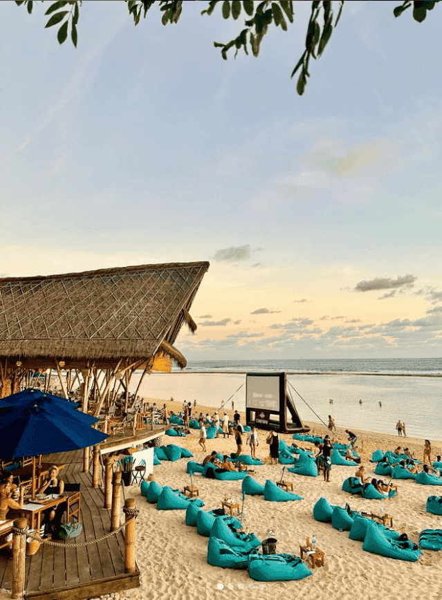 sunday-beach-club---credits:-@sundaysbeachclub sunday-beach-club---credits:-@sundaysbeachclub