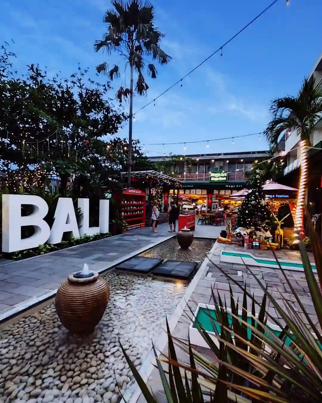 credit:-instagram-@seminyaksquare credit:-instagram-@seminyaksquare