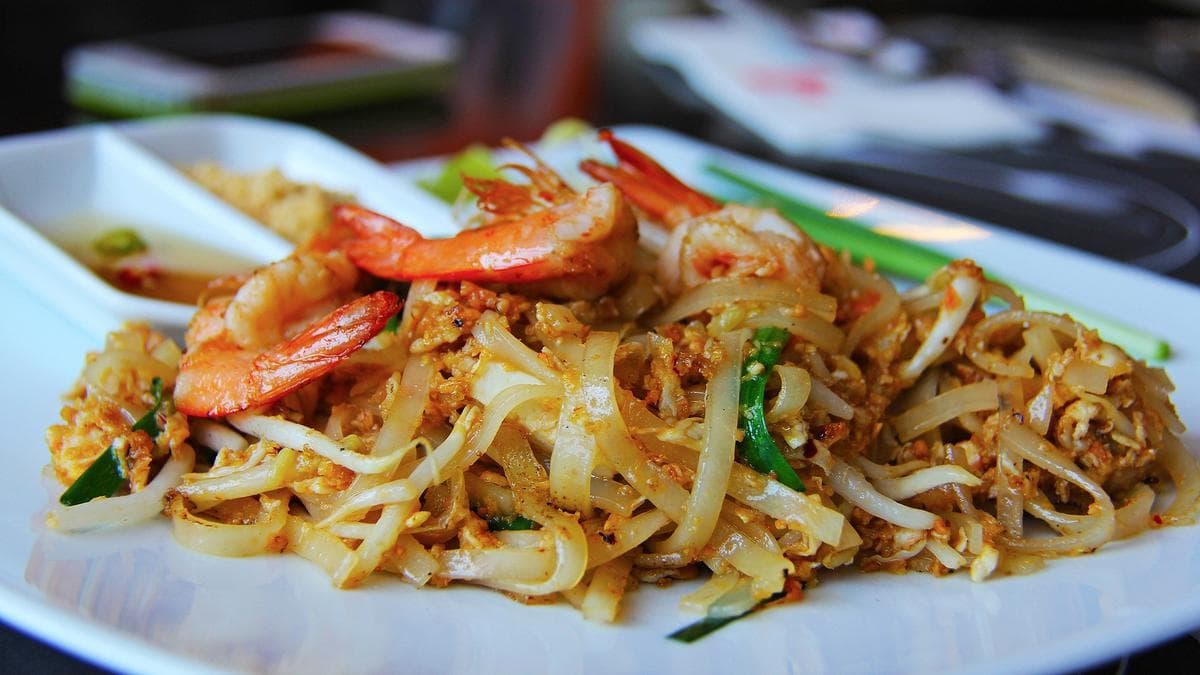pad-thai pad-thai