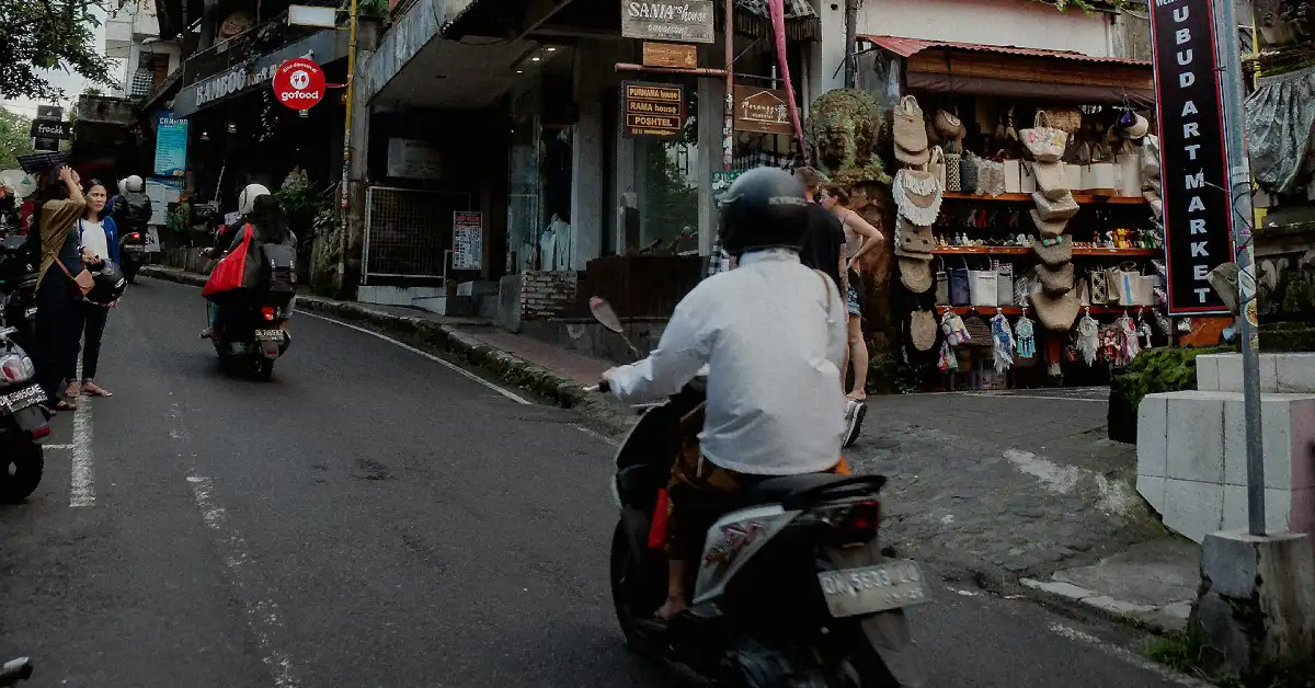 how-to-rent-a-scooter-in-bali-easily-and-safely how-to-rent-a-scooter-in-bali-easily-and-safely