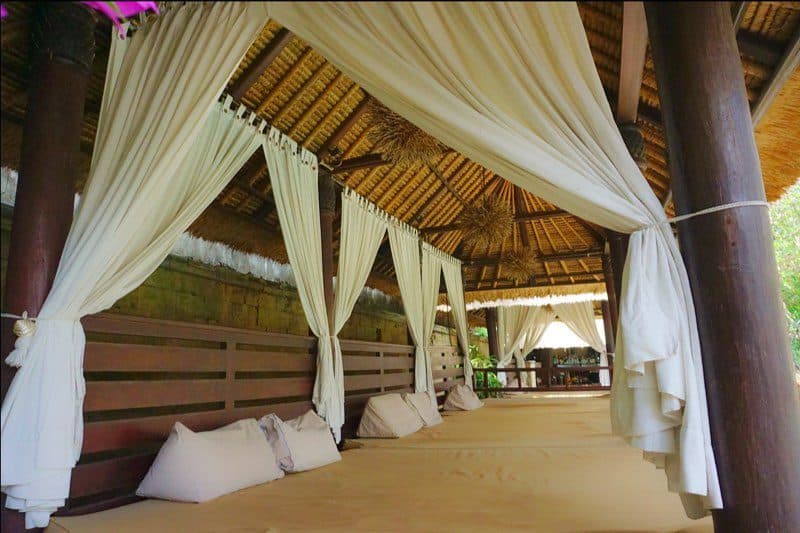 credit:-instagram-@theroyalbeachseminyakbali credit:-instagram-@theroyalbeachseminyakbali