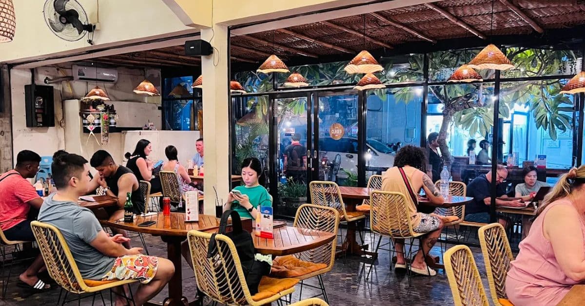 palmy-restaurant-and-bar palmy-restaurant-and-bar