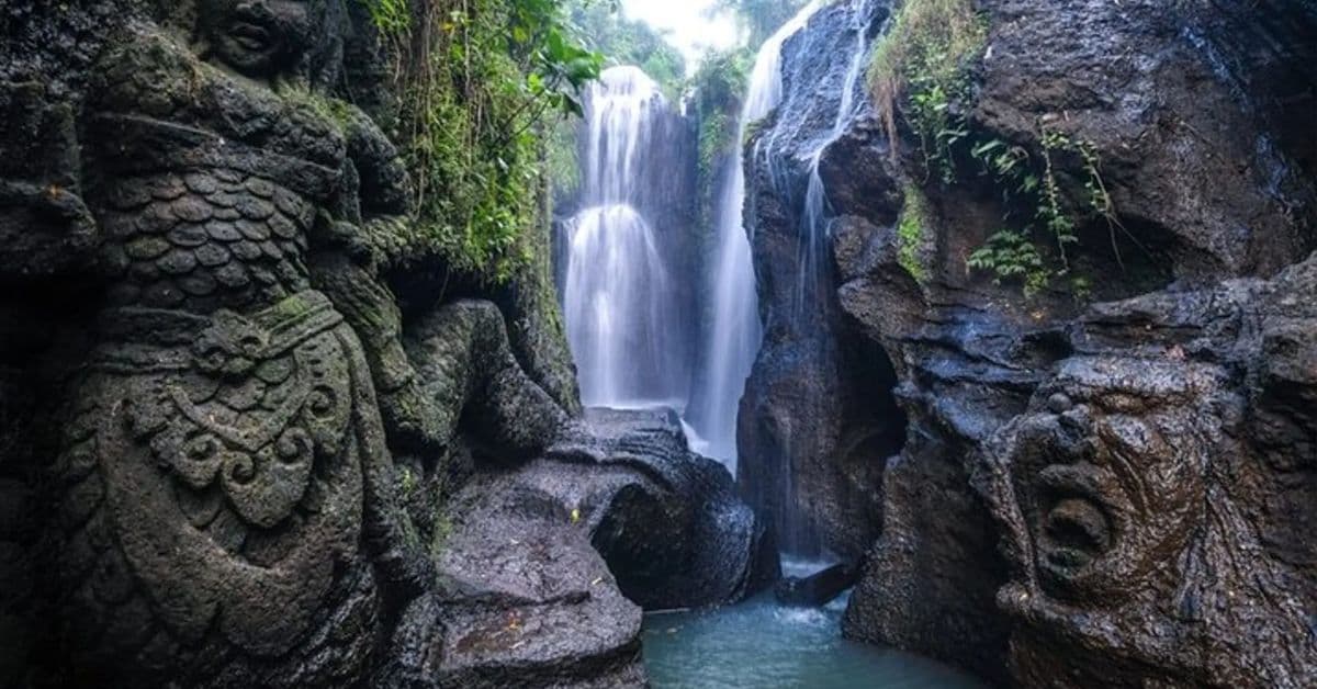 taman-beji-griya-waterfall taman-beji-griya-waterfall