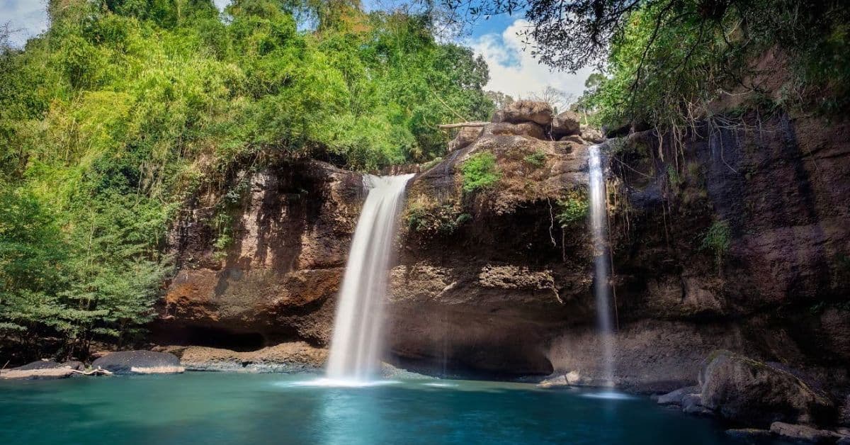 suwat-waterfall suwat-waterfall