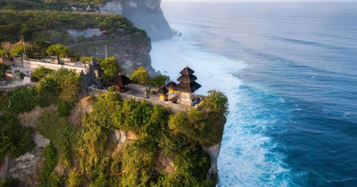 uluwatu-temple uluwatu-temple