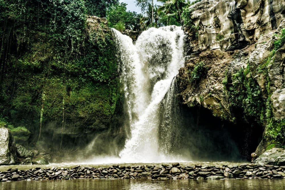 4-air-terjun-tegenungan 4-air-terjun-tegenungan