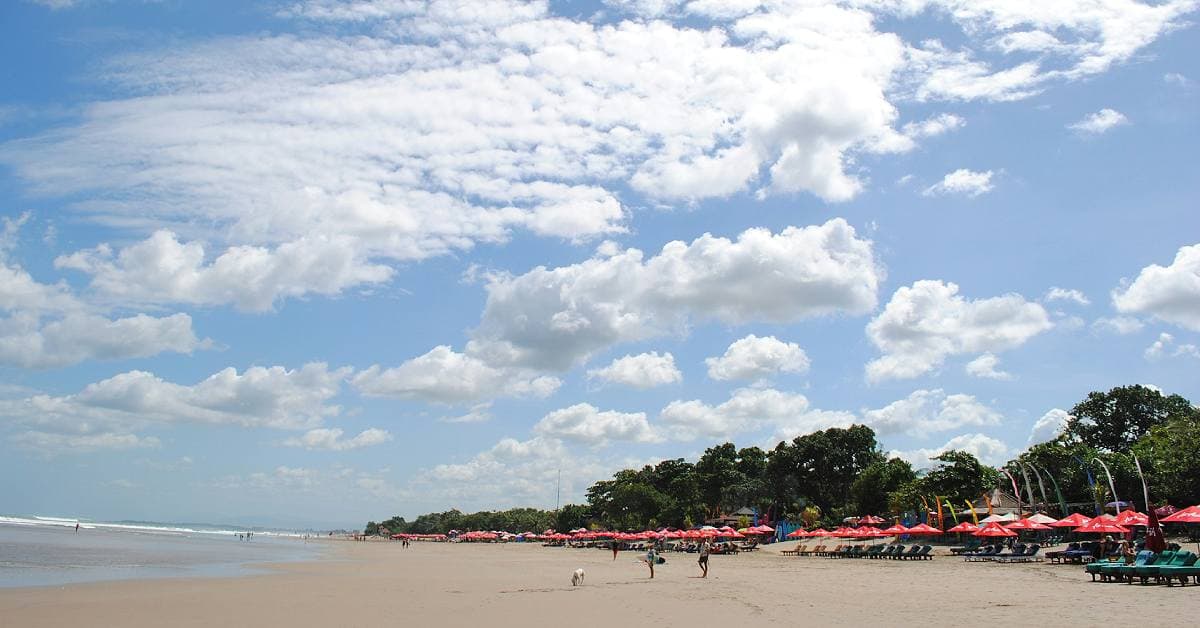 top-10-hotels-near-seminyak-beach top-10-hotels-near-seminyak-beach