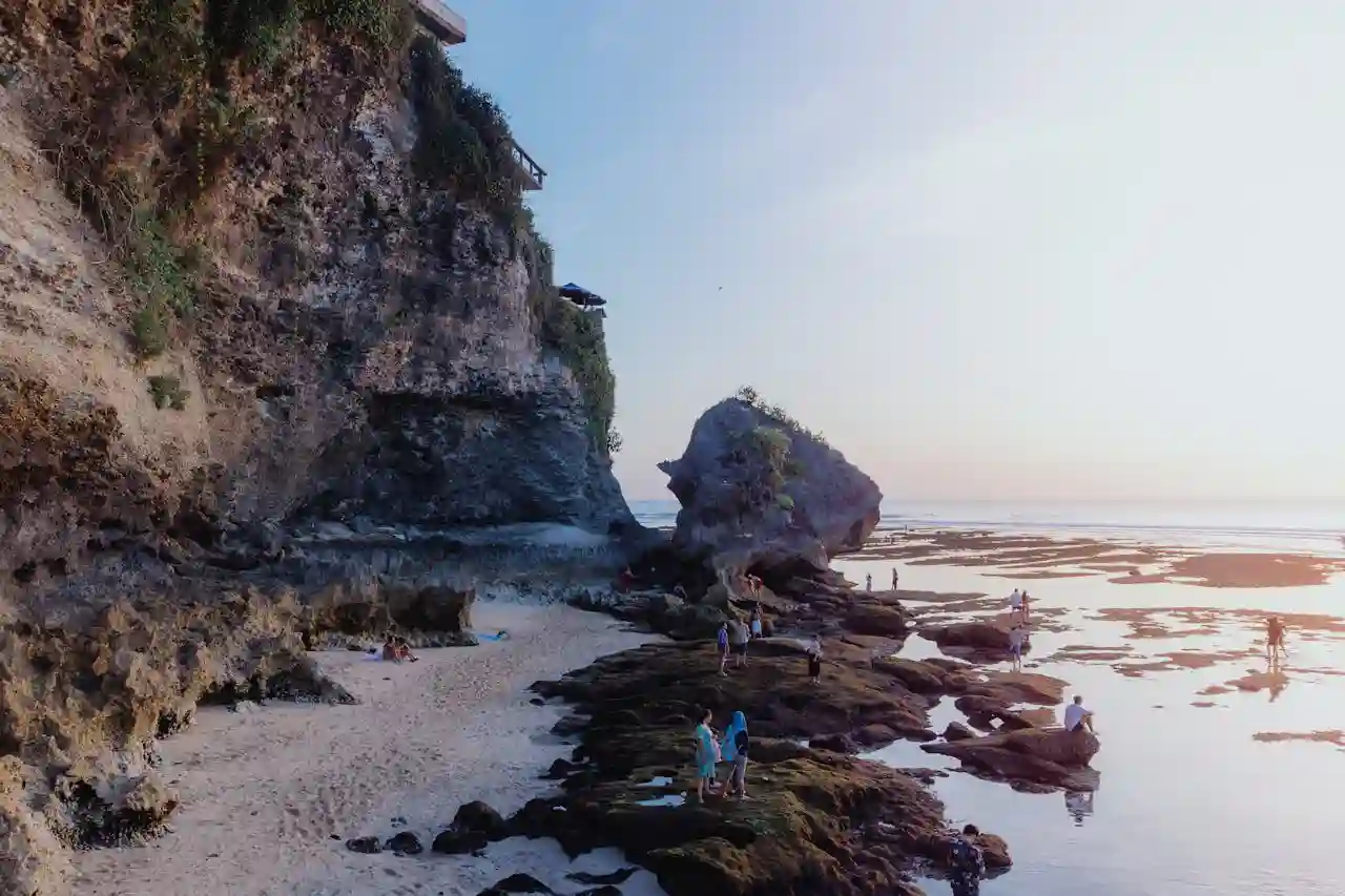 the-irresistible-charm-of-suluban-beach-or-blue-point-beach the-irresistible-charm-of-suluban-beach-or-blue-point-beach
