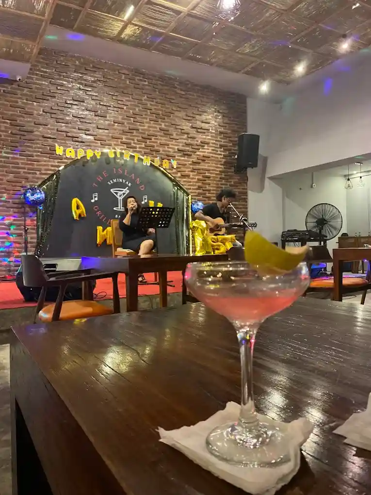 credit:-google-maps---the-island-grill-&-lounge-|-shot-by-tika-ratna credit:-google-maps---the-island-grill-&-lounge-|-shot-by-tika-ratna